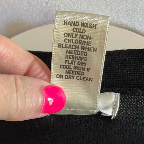 Vintage Y2K Cache Button Down Snap Cardigan in Black, White, and Gold Size M - Picture 6 of 14